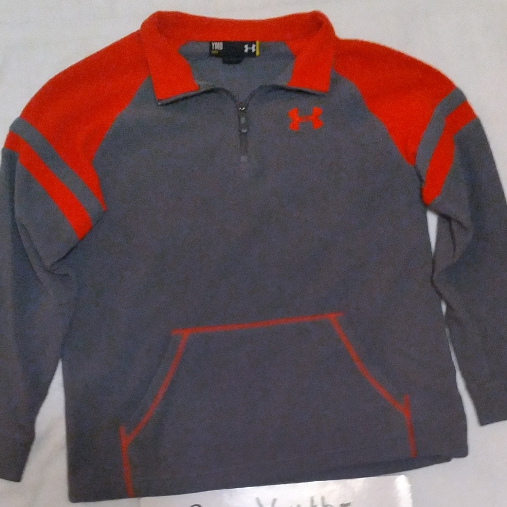 Under Armour Fleece Pull-Over, Big Boys size Medium 8-10